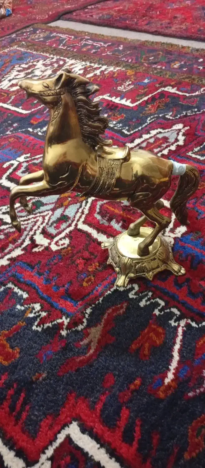 اسب برنز سنگین وزن|مجسمه، تندیس، ماکت|تبریز, |دیوار