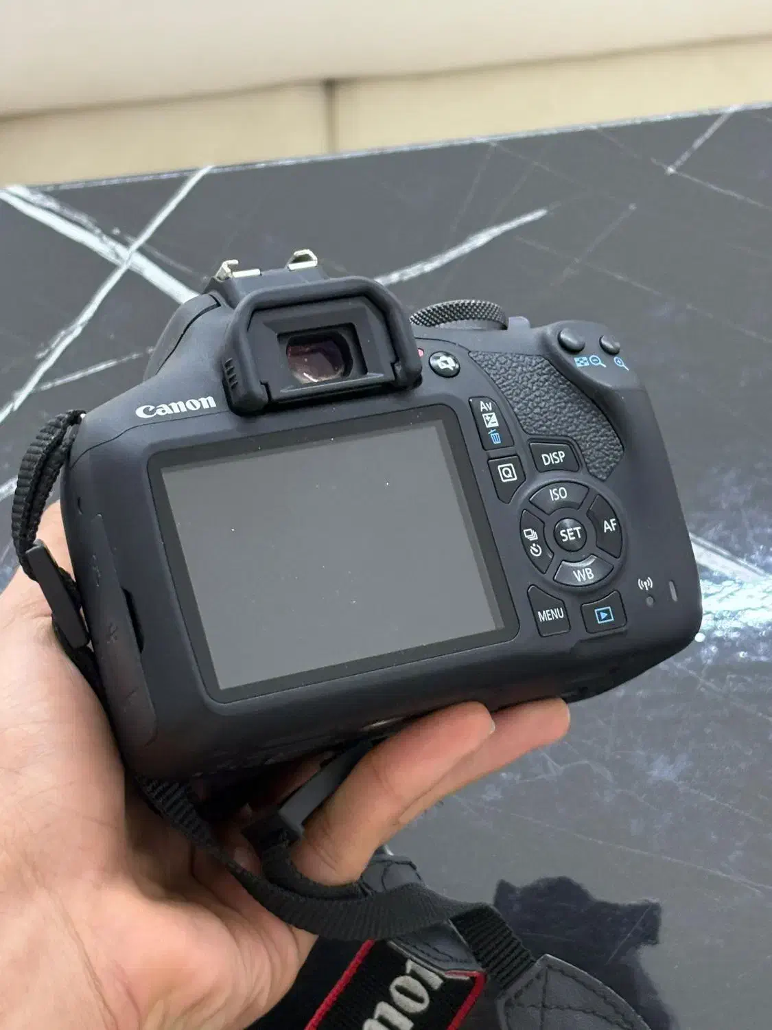 دوربین کنون ۲۰۰۰D|دوربین عکاسی و فیلم‌برداری|بندر ماهشهر, |دیوار