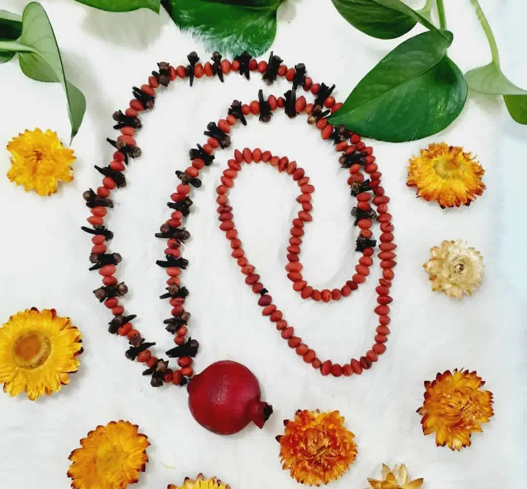 انواع گردنبدودستبدوگوشواره انار|بدلیجات|تهران, شاهین|دیوار