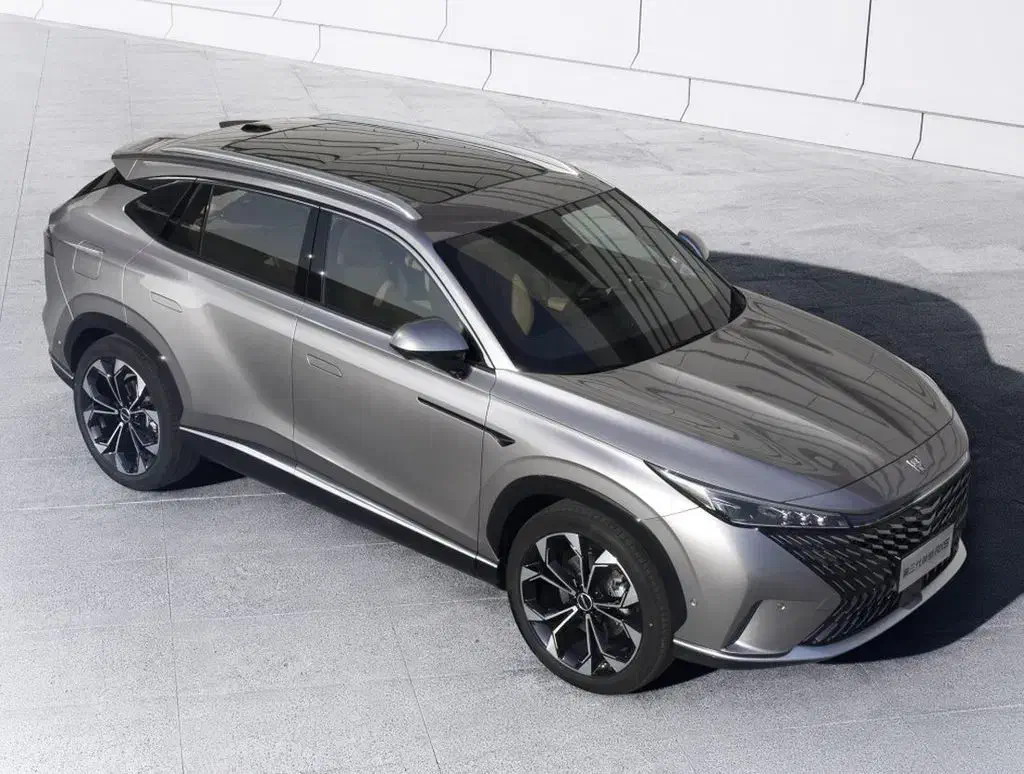 محصول لاکچری ام جی / رئووی آر ایک 5|خودرو سواری و وانت|تهران, دکتر هوشیار|دیوار