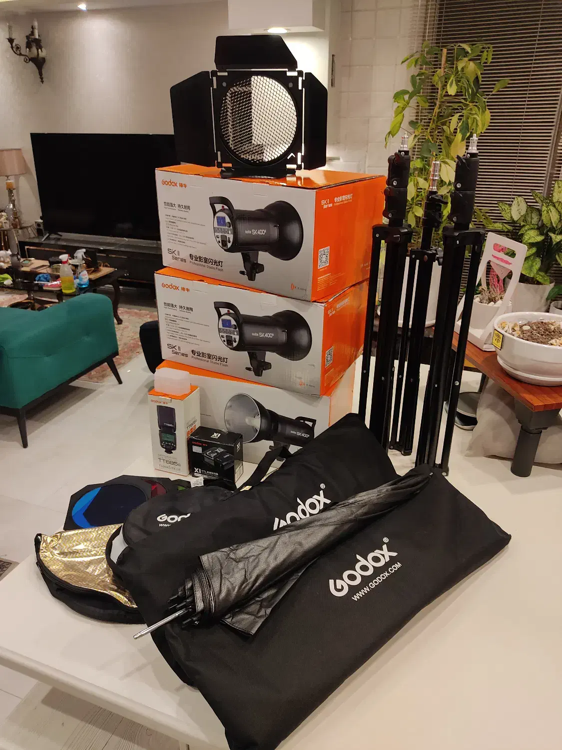 تجهیزات کامل نور فلاش سافت باکس و ... GODOX|دوربین عکاسی و فیلمبرداری|تهران, تهرانپارس غربی|دیوار
