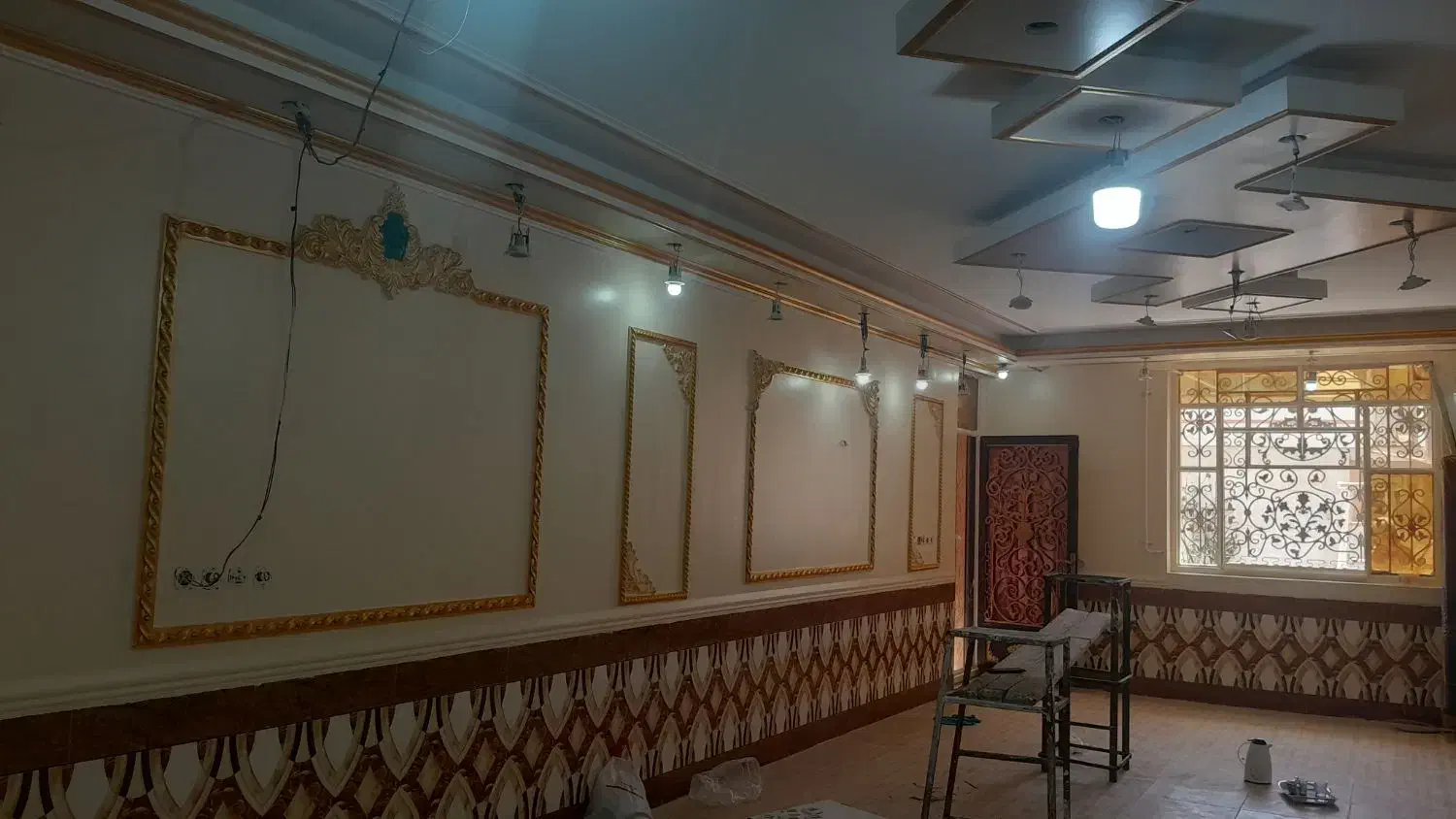 رنگ امیزی ساختمان و تعمیرات گچ کاری|خدمات پیشه و مهارت|اهواز, کوی آغاجاری|دیوار