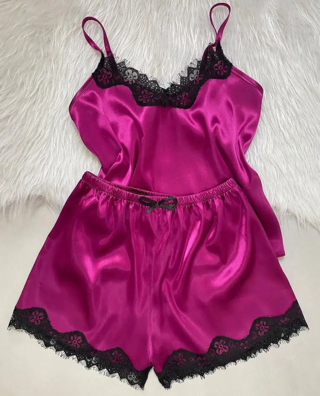 لباس خواب|لباس|شاهین‌شهر, مخابرات (شهید بهشتی)|دیوار