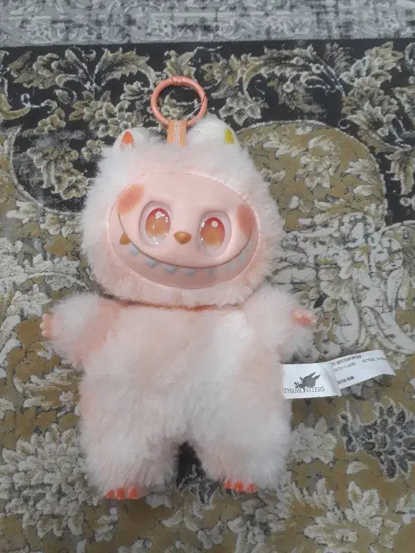 عروسک لبوبو|اسباب‌‌بازی|گنبد کاووس, |دیوار