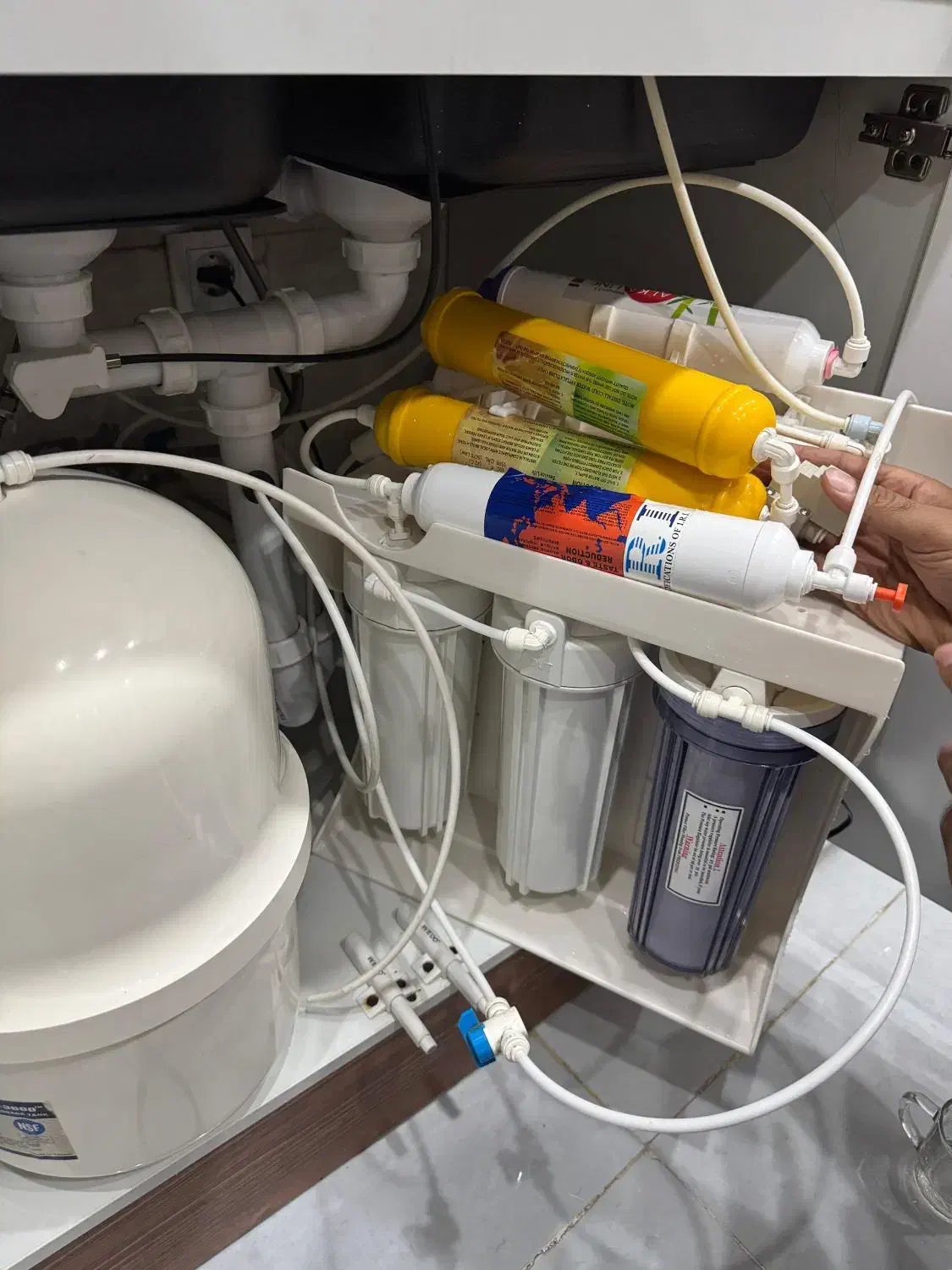 نصب و تعمیر دستگاه تصفیه آب خانگی|آب‌سردکن و تصفیه آب|گرگان, |دیوار