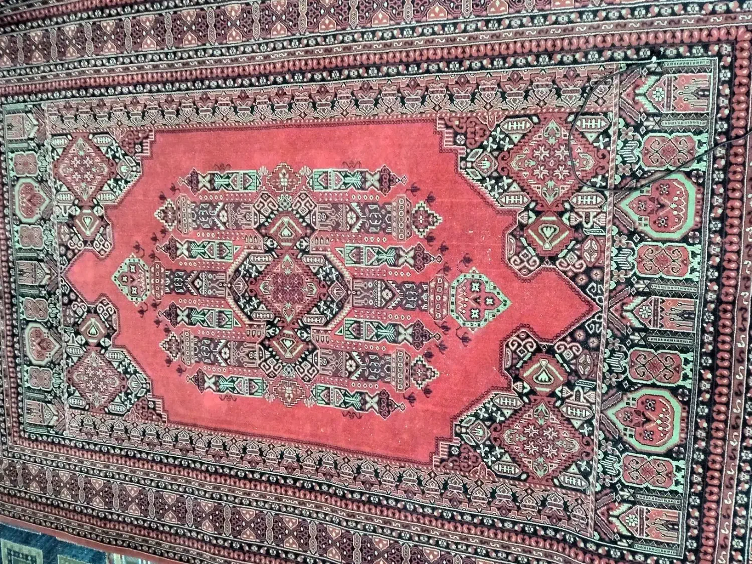 یک عدد فرش بدون زدگی وسوختگی|فرش|اصفهان, شمس آباد|دیوار