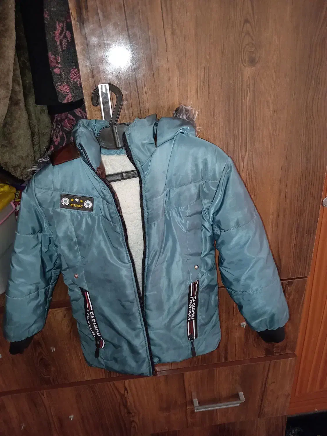 کت تک و کاپشن|لباس|بیرجند, |دیوار