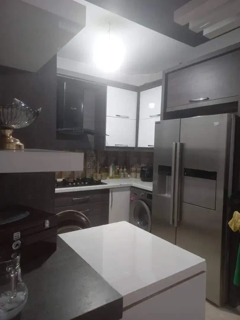 فروش فوری آپارتمان ۷۶ متری عطار دو خواب زیر قیمت|فروش آپارتمان|شاهینشهر, پاسداران|دیوار