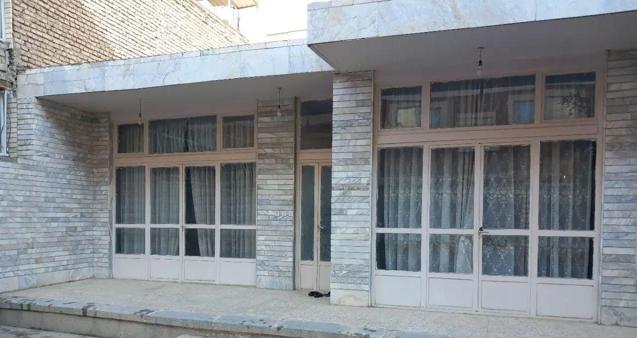 فروش خانه کلنگی در باهنر شمالی|فروش زمین و ملک کلنگی|شیراز, ریشمک|دیوار
