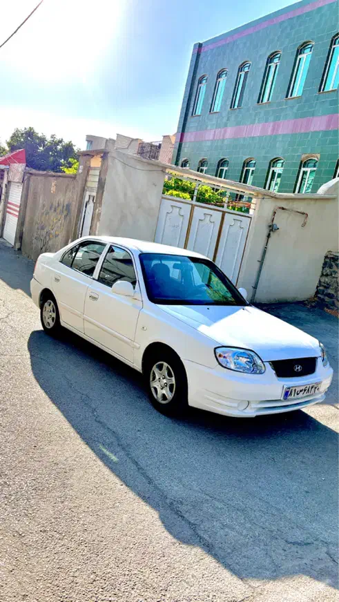 هیوندا ورنا سفید مدل ۱۳۸۴|خودرو سواری و وانت|اسلام‌شهر, شهرک قائمیه|دیوار