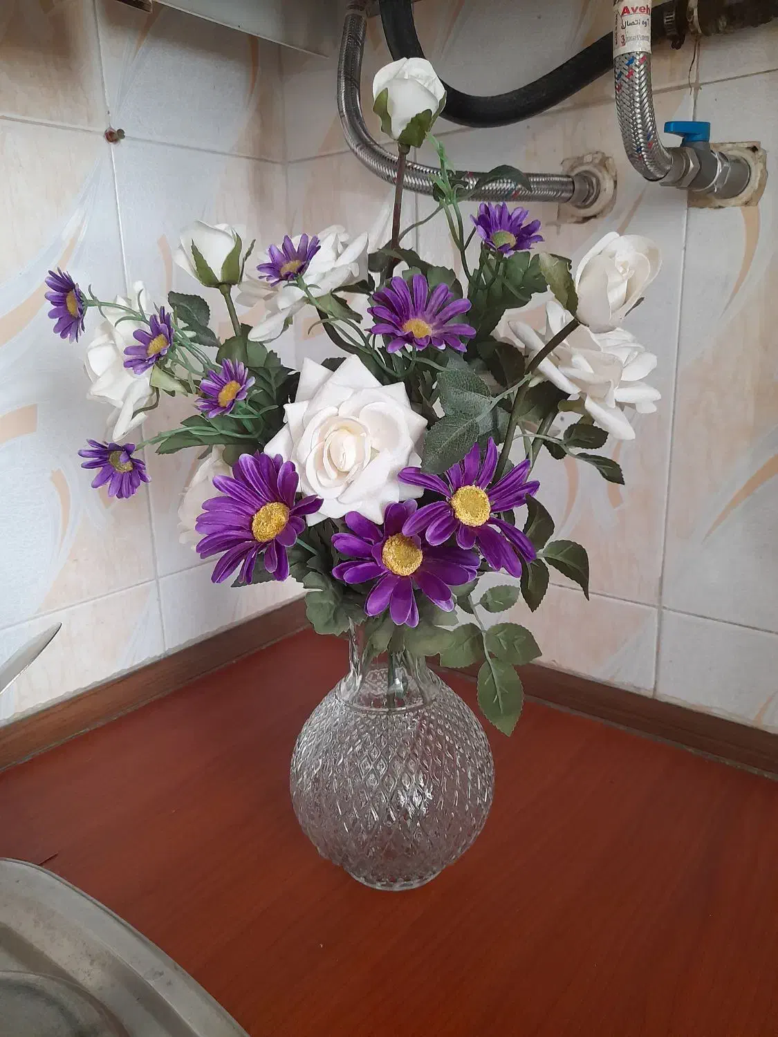 گل زیبا|گل مصنوعی|ساوه, |دیوار
