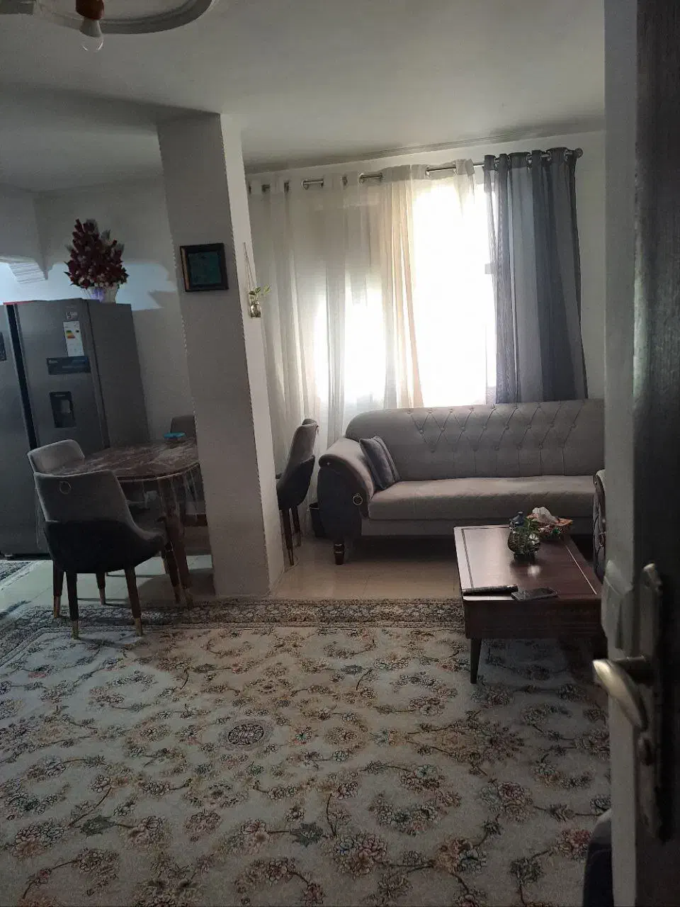 آپارتمان. واحد 75متری.|فروش آپارتمان|رشت, آب و برق|دیوار