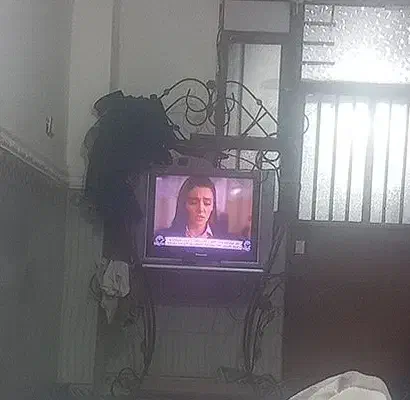 تلویزون و میز|تلویزیون و پروژکتور|سراوان, |دیوار