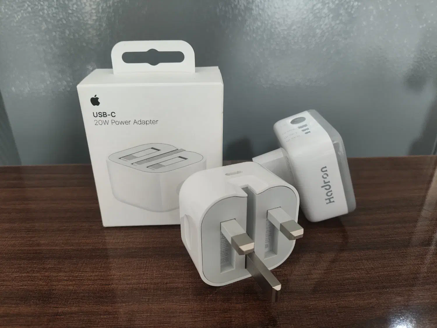 آداپتور 20 وات و مبدل تایمر دار هادرون|لوازم جانبی موبایل و تبلت|بجنورد, |دیوار