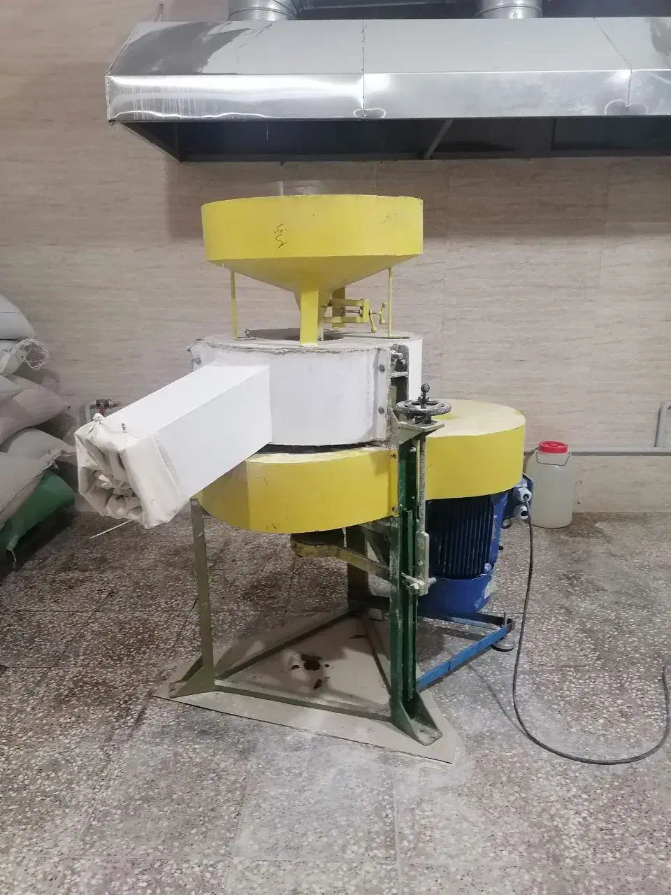 دستگاه آسیاب سنگی ۶۰ سانتی موتور ۱۵ اسب|ماشین‌آلات صنعتی|کرج, مجتمع صنفی صنعتی|دیوار