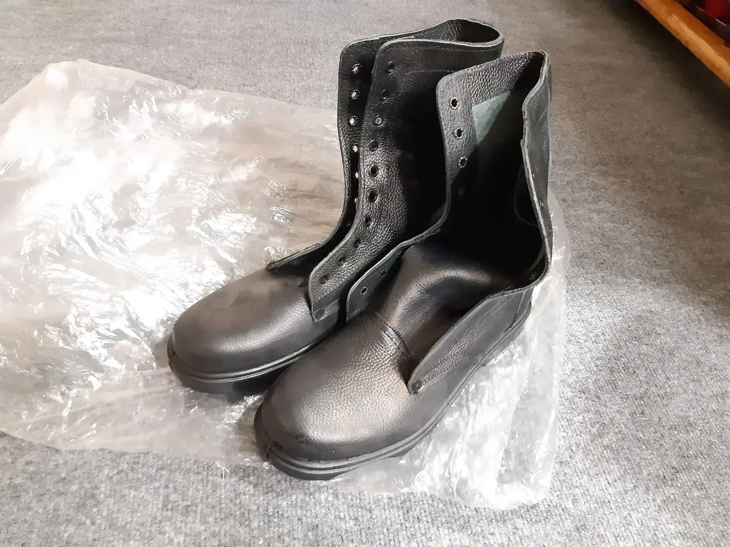 پوتین سایز بزرگ سربازی ارتش وزارت دفاع سپاه|کیف، کفش، کمربند|تهران, تهرانسر غربی|دیوار