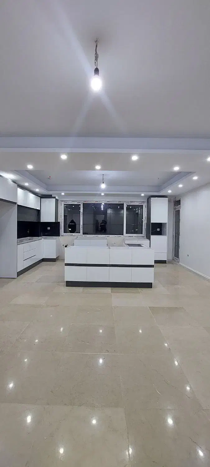 ۷۳متر/پنجره سرتاسری/۴ساله/مناسب مجرد و زوج/رفیعی