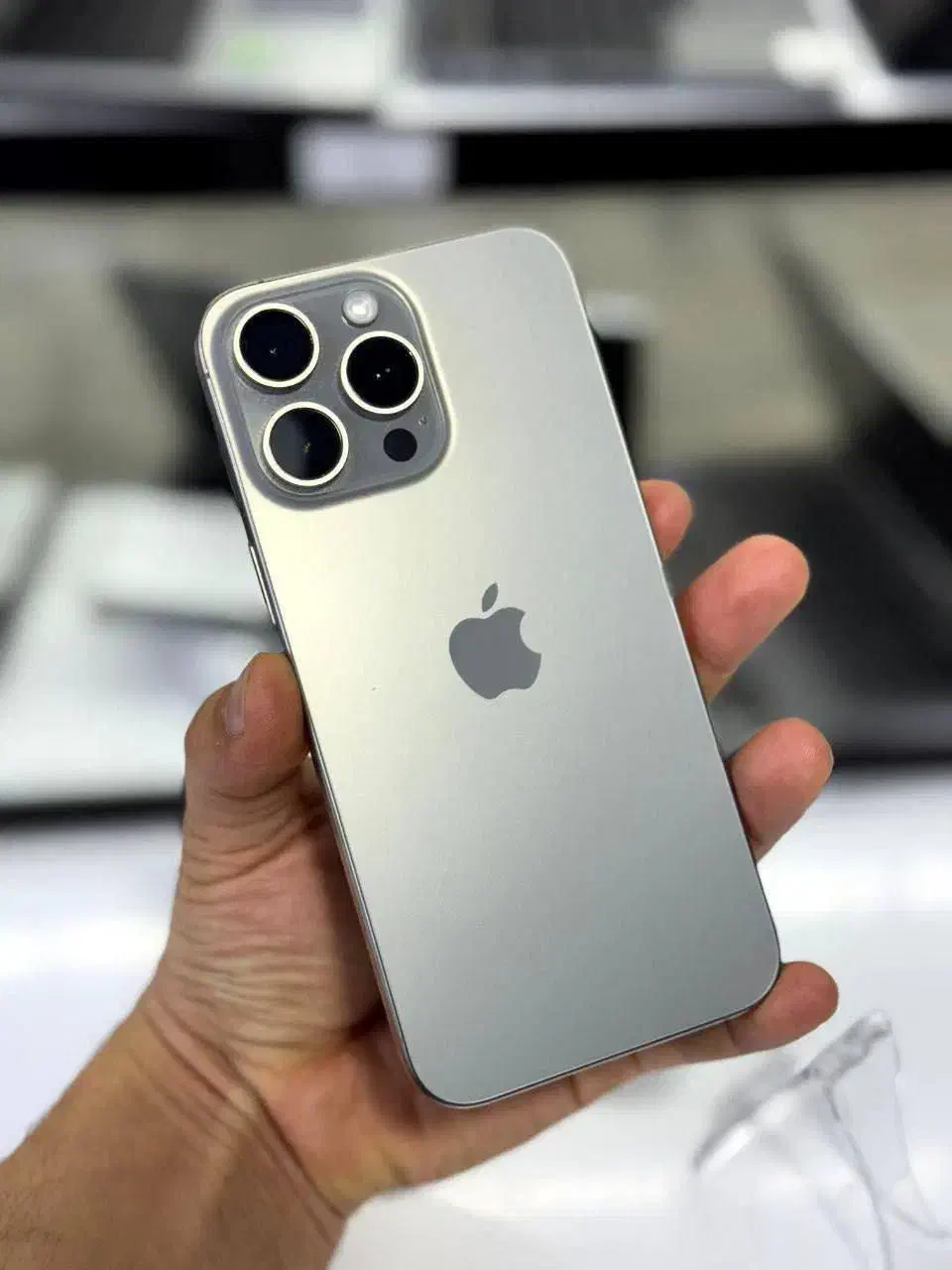 گوشی آیفون 15 پرومکس باتری 94 / اقساطی 3.5%|موبایل|تبریز, |دیوار