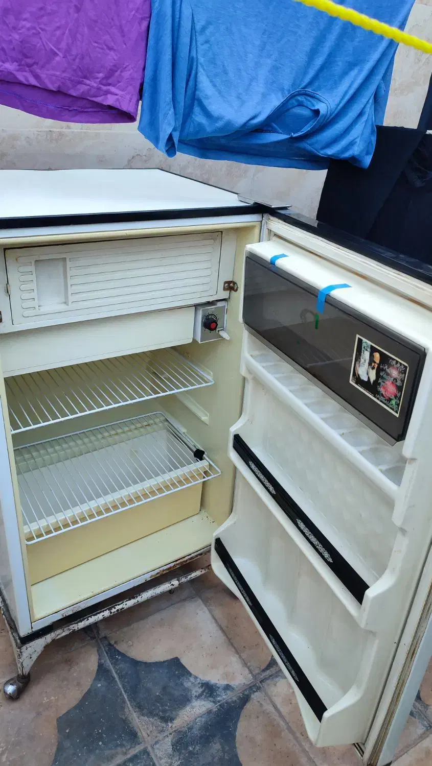 یخچال آزمایش ۸فوت|یخچال و فریزر|شیراز, کرونی(خاتونک)|دیوار