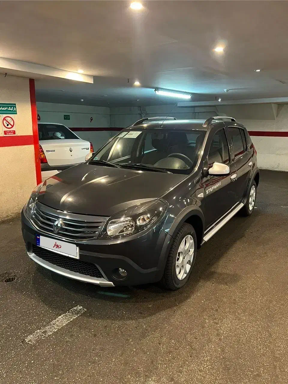 رنوساندرو استپ وی اتومایک مدل۱۳۹۷ درحد صفر کیلومتر|خودرو سواری و وانت|تهران, جوادیه تهرانپارس|دیوار