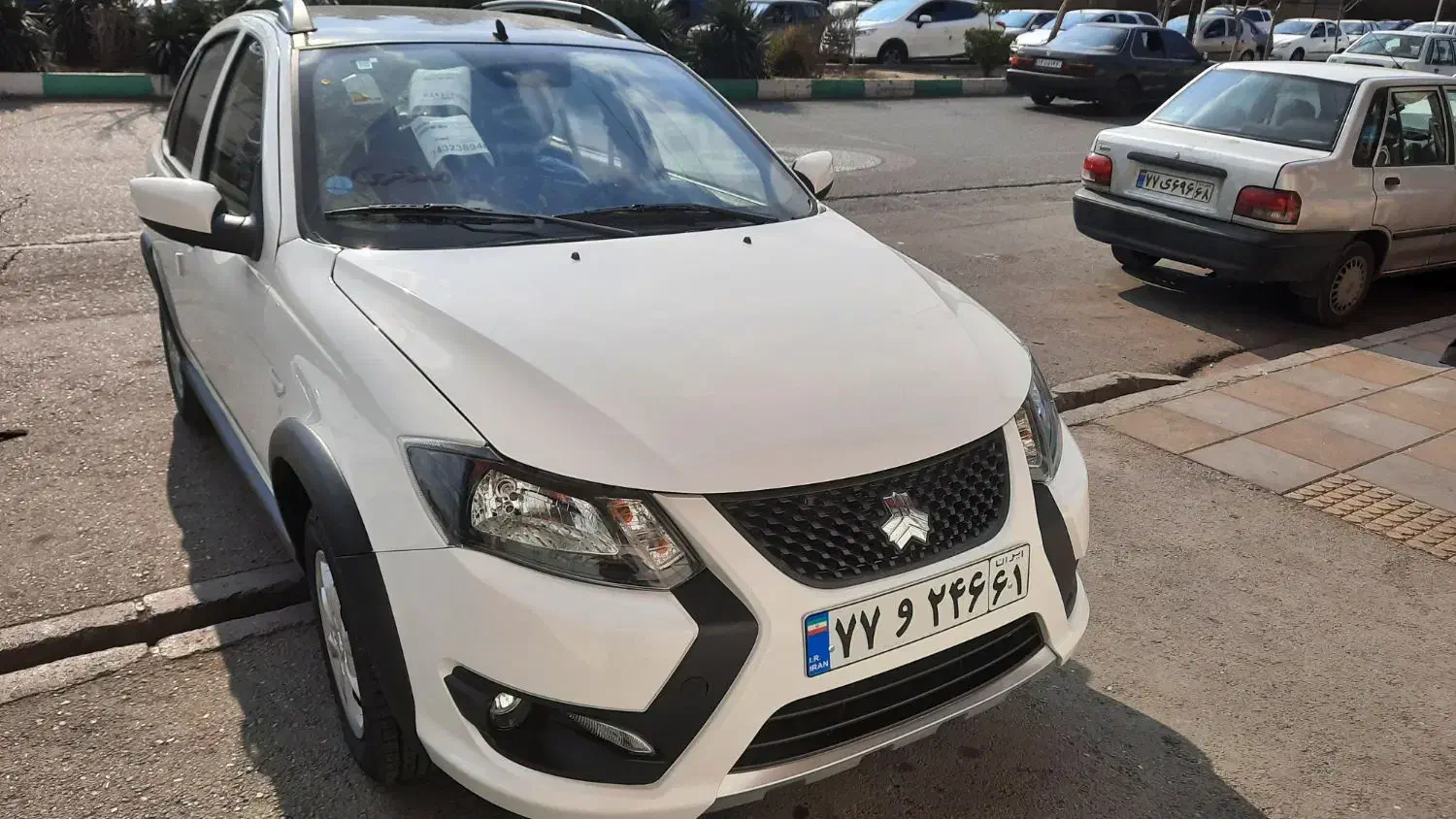 کوییک سفید صفر خشک تحویل فوری|خودرو سواری و وانت|کرج, کرج نو|دیوار