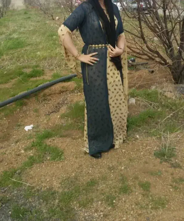 لباس کوردی سنگ دوزی شده|لباس|صحنه, |دیوار