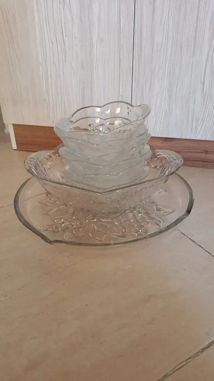 سرویس پذیرایی طرح انگور قدیمی|ظروف سرو و پذیرایی|گلبهار, شهر جدید گلبهار|دیوار