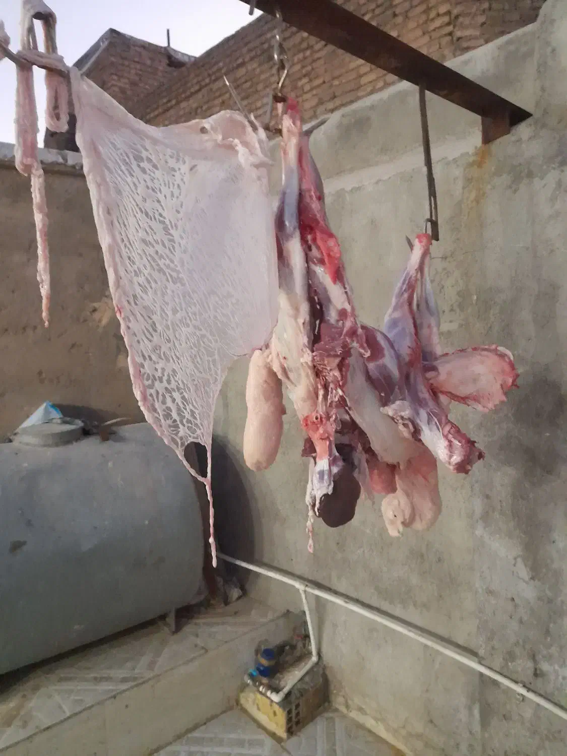 قصابی ماهر|استخدام خدمات فروشگاه و رستوران|خرم‌آباد, |دیوار