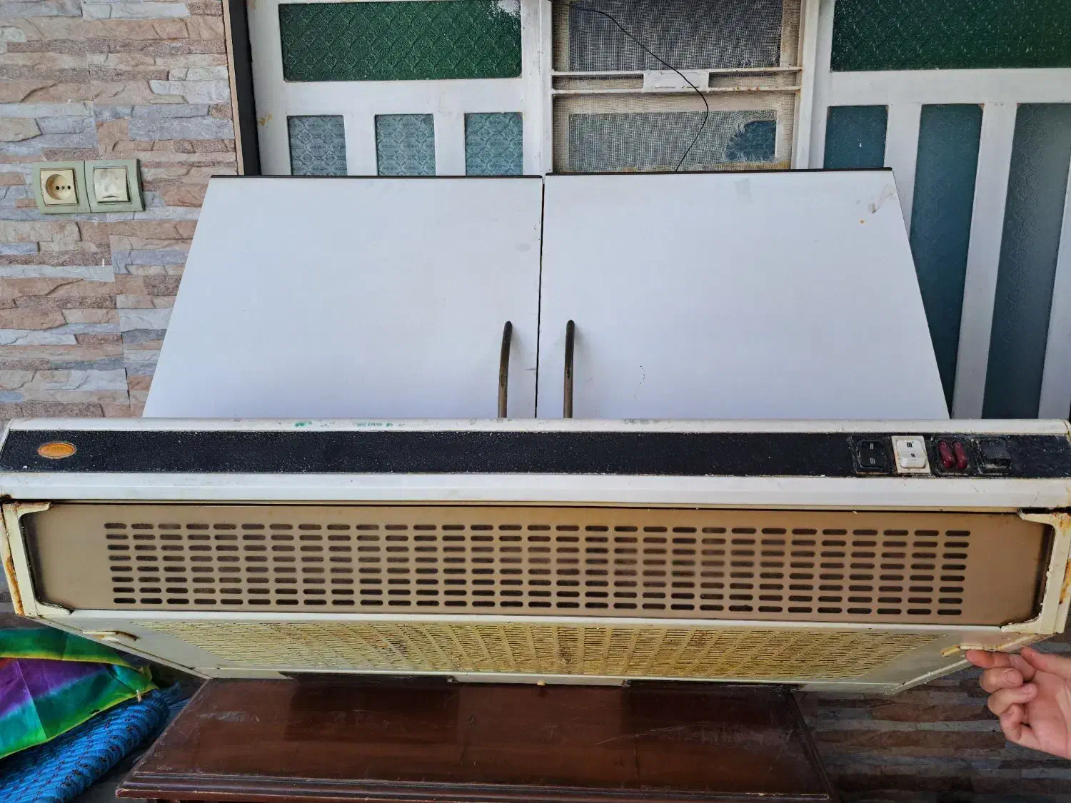 هود|هود|خفر, |دیوار