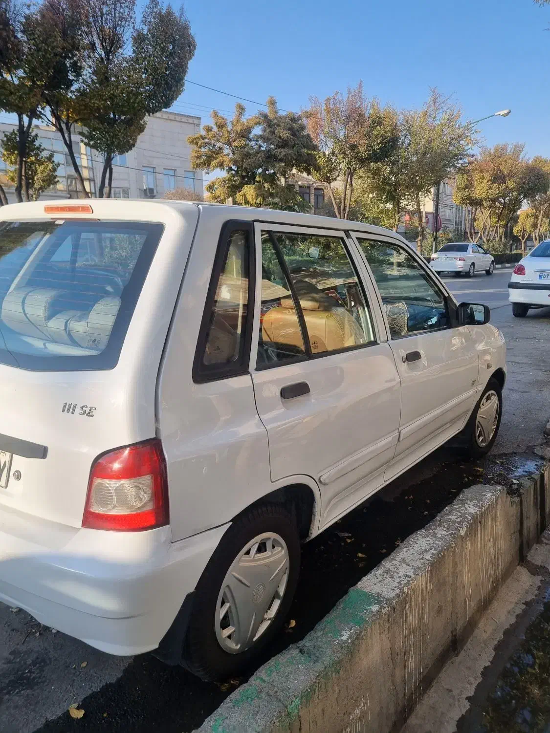 پراید۱۱۱سفیدمدل۹۳|خودرو سواری و وانت|اراک, |دیوار