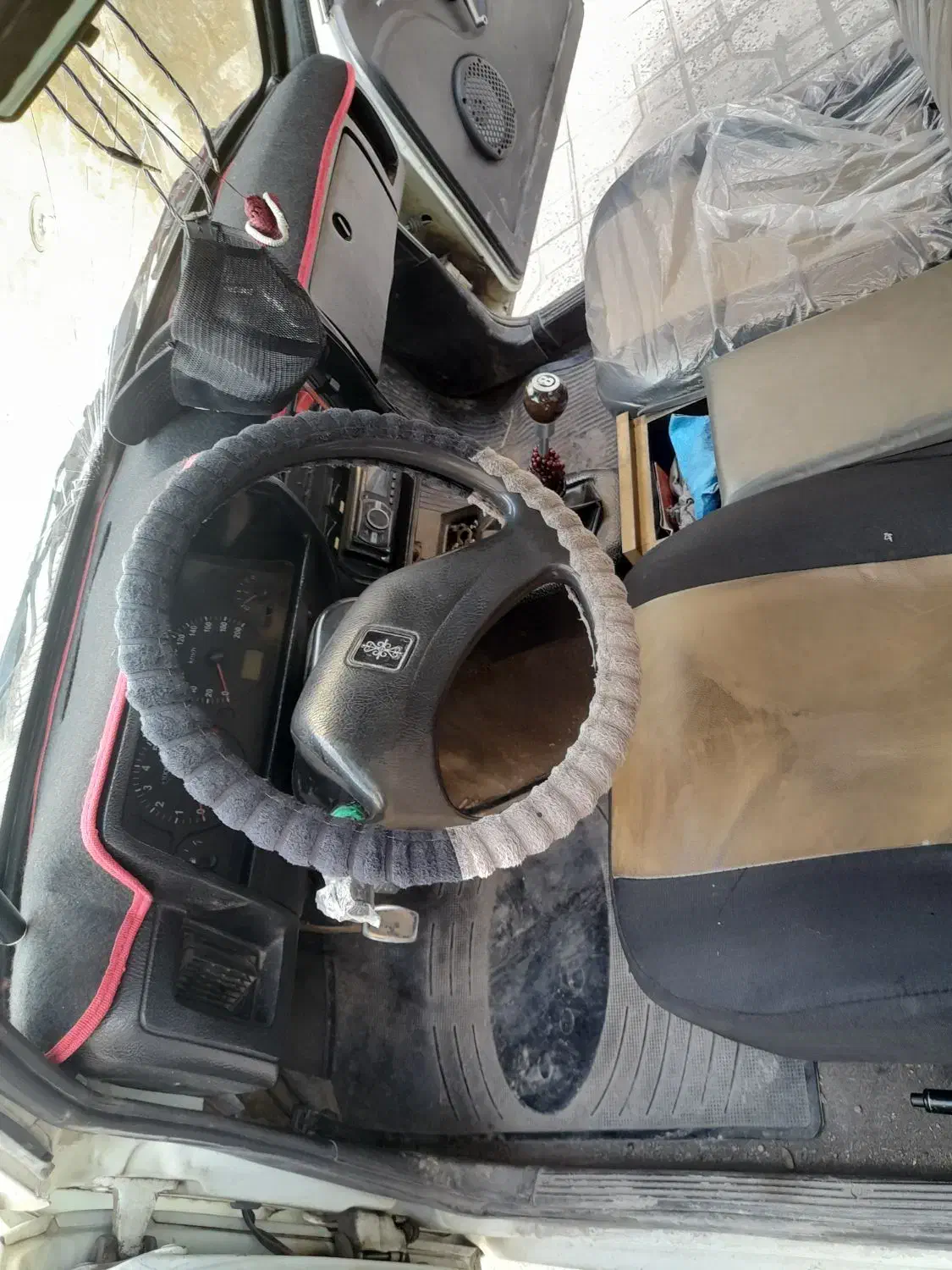 وانت ۹۰|خودرو سواری و وانت|نهاوند, |دیوار