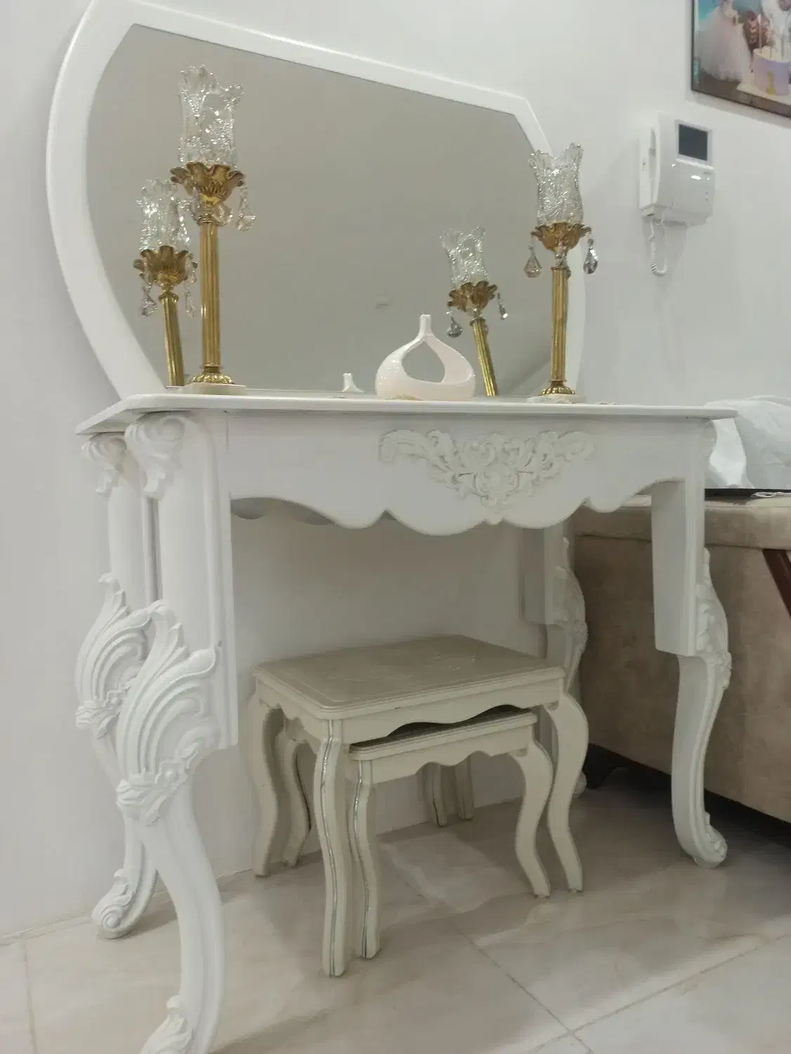 میز و آینه کنسول ام دی اف|بوفه، ویترین، کنسول|ارومیه, |دیوار