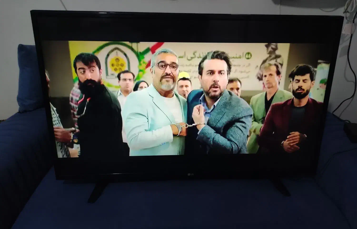 تلویزیون ۴۳اینچ کره آیی|تلویزیون و پروژکتور|شیراز, شیخ علی چوپان|دیوار