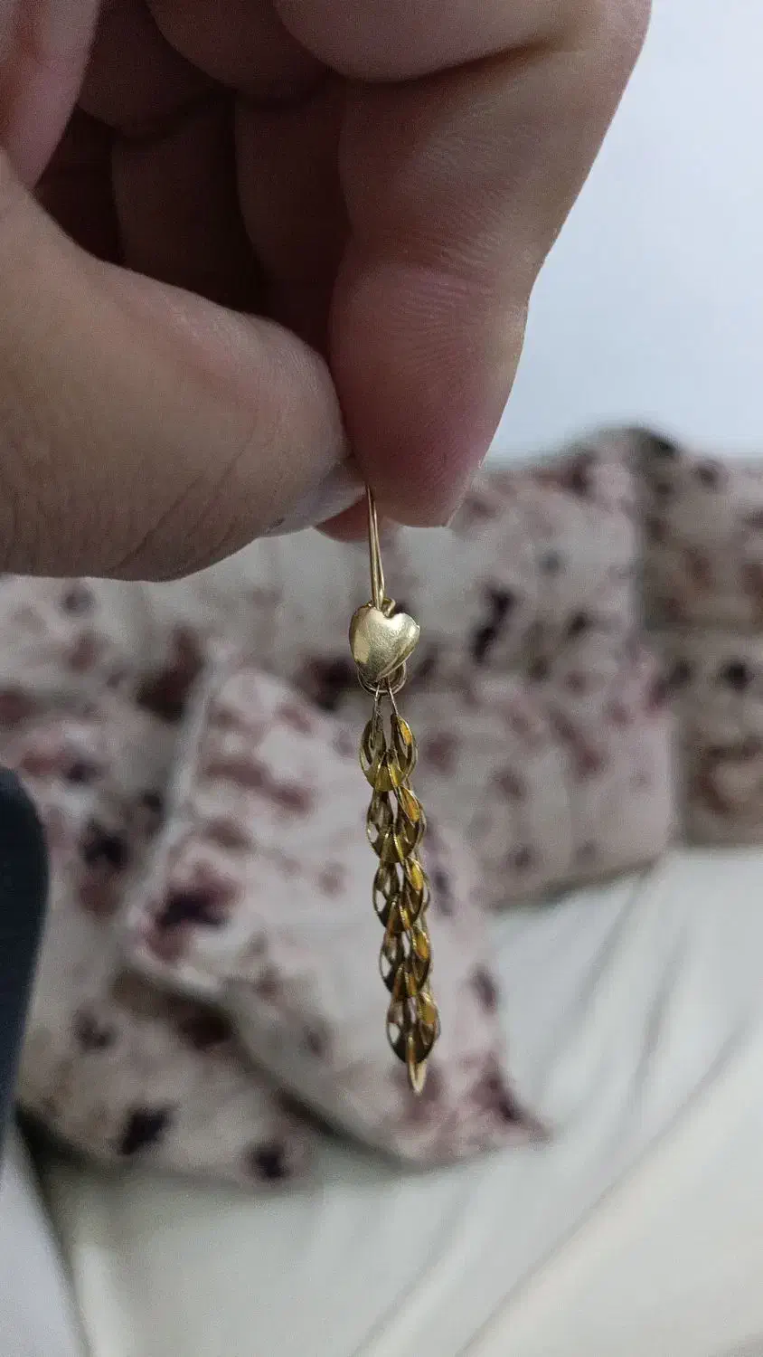 قطعه طلای گمشده|اشیا|ملایر, |دیوار