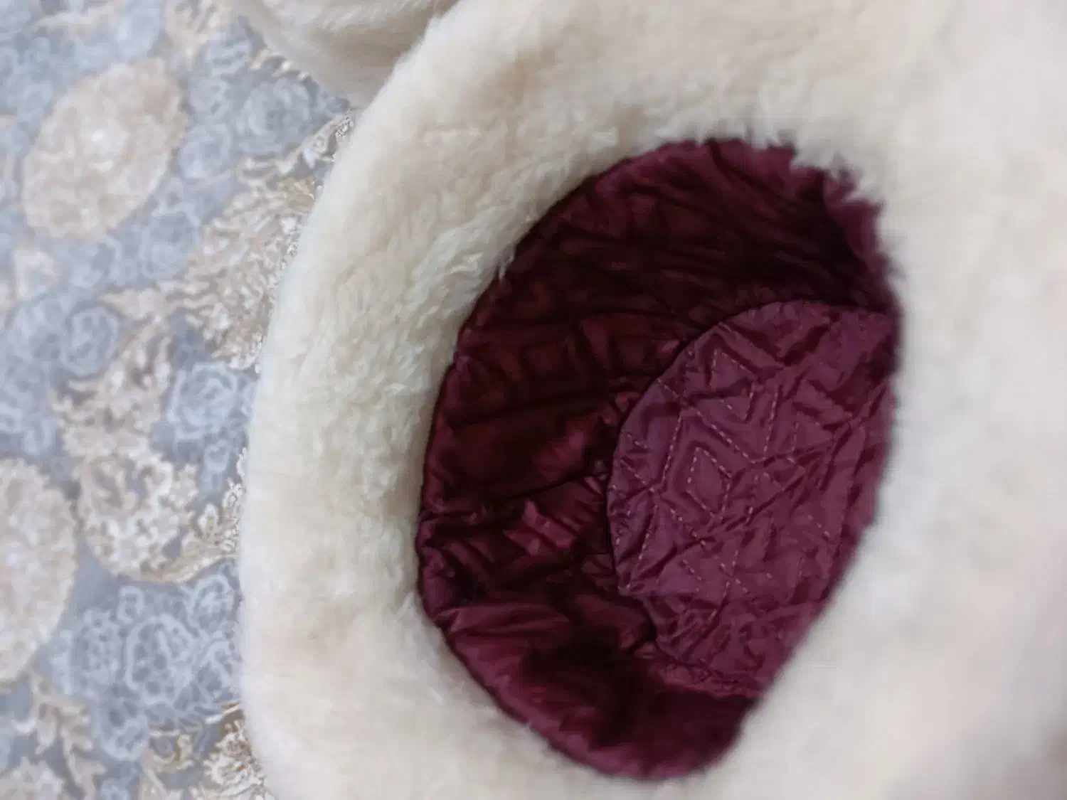 کلاه روسی شیری کرم|لباس|نظرآباد, رسالت|دیوار