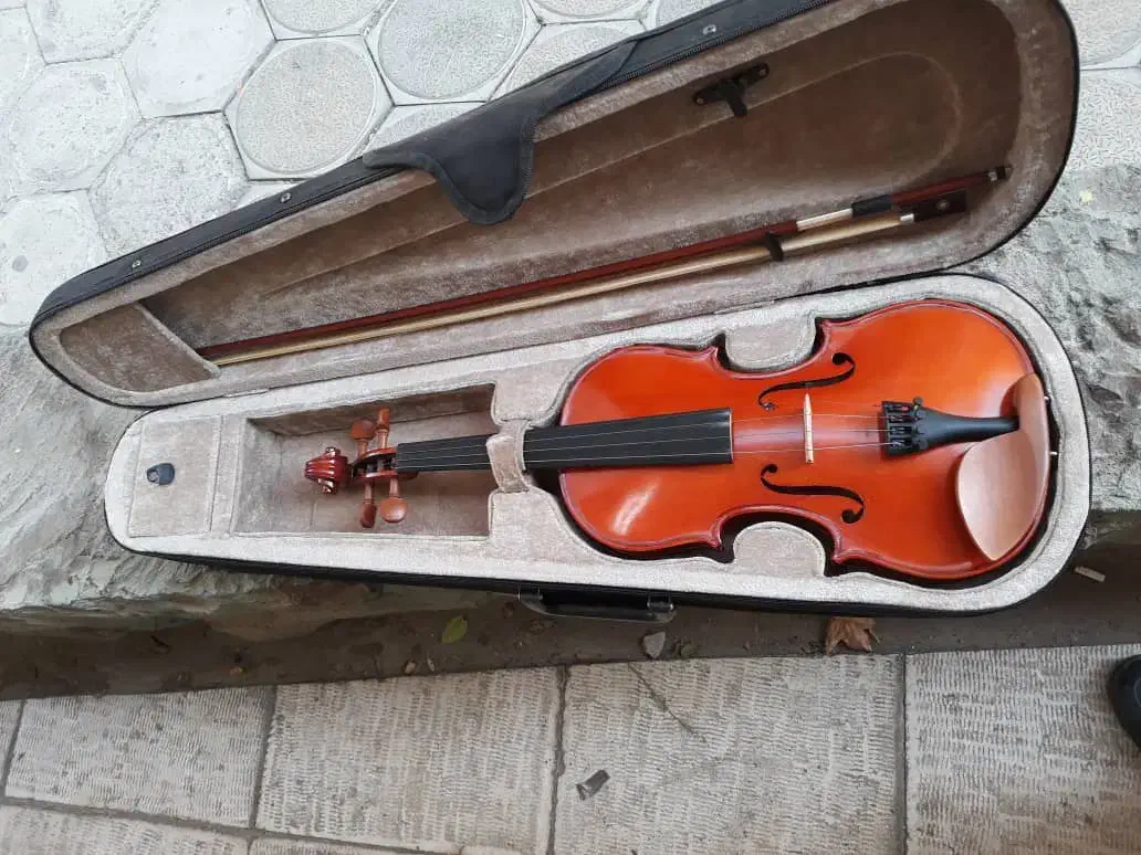 ویالن ۴.۴ سالم و نو|ویولن|تهران, وحیدیه|دیوار