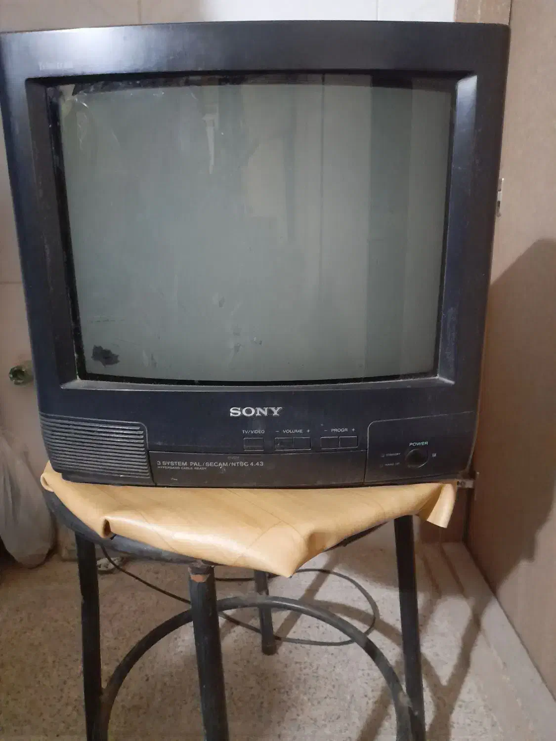 تلویزیون 14 اینچ|تلویزیون و پروژکتور|اصفهان, همدانیان|دیوار