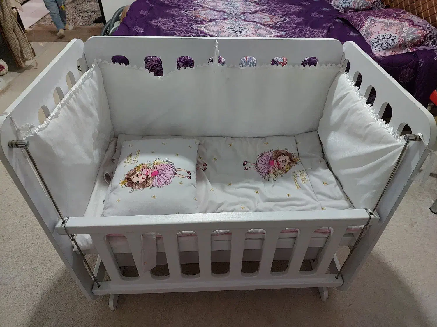 گهواره ی نوزاد در حد نو|اسباب و اثاث بچه|لوندویل, |دیوار