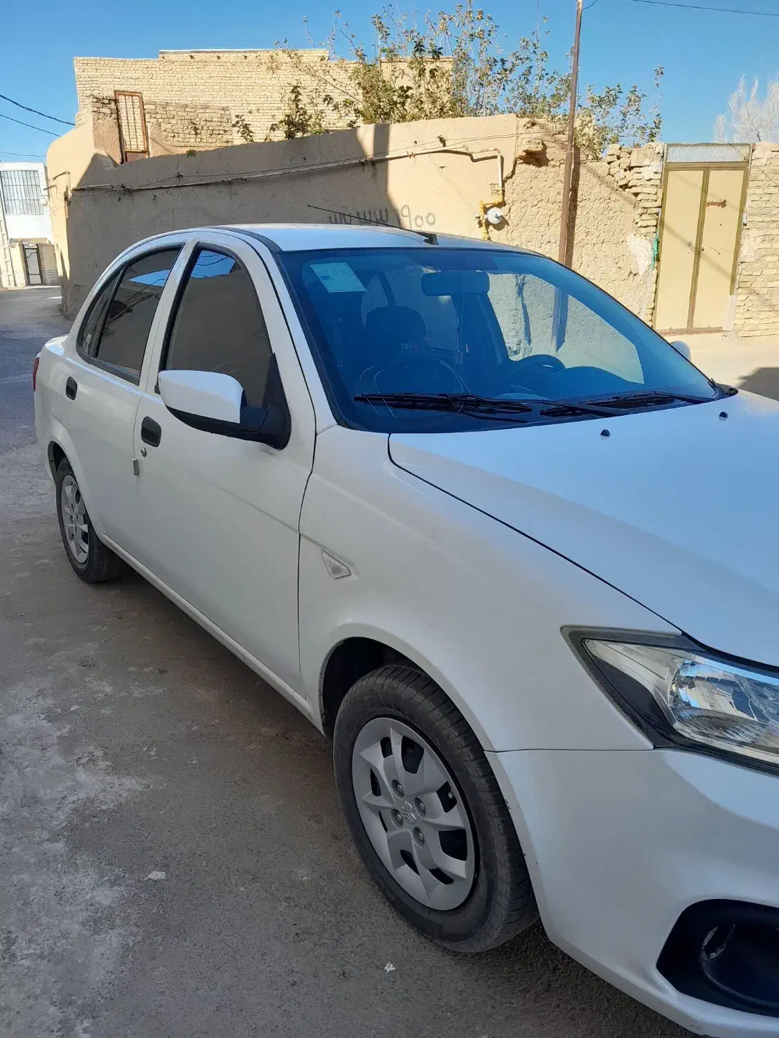 ساینا s ۴۰۱|خودرو سواری و وانت|میبد, |دیوار