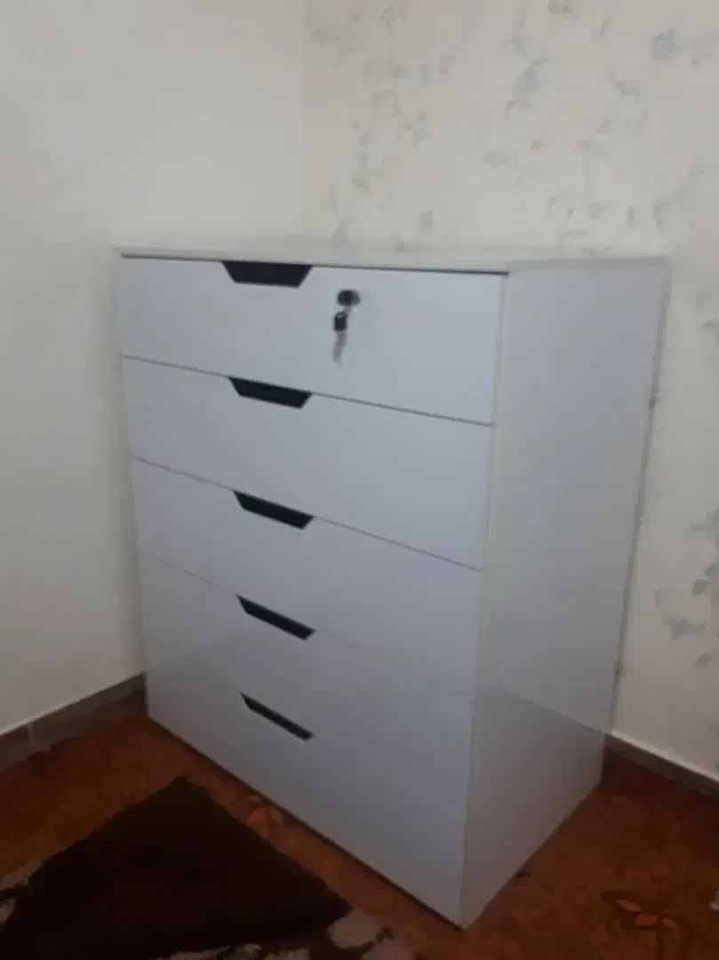 کابینت و کمد دیواری|خدمات پیشه و مهارت|بروجرد, |دیوار