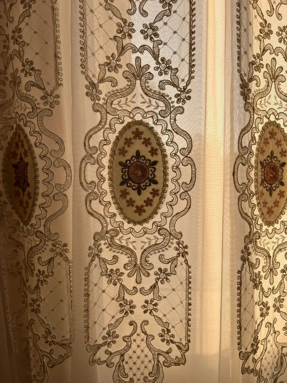 پرده پذیرایی|پرده، رانر، رومیزی|آستانه اشرفیه, |دیوار