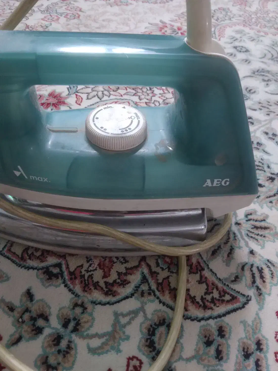 اتو قدیمی|اتو و لوازم اتو|سبزوار, قصبه غربی|دیوار