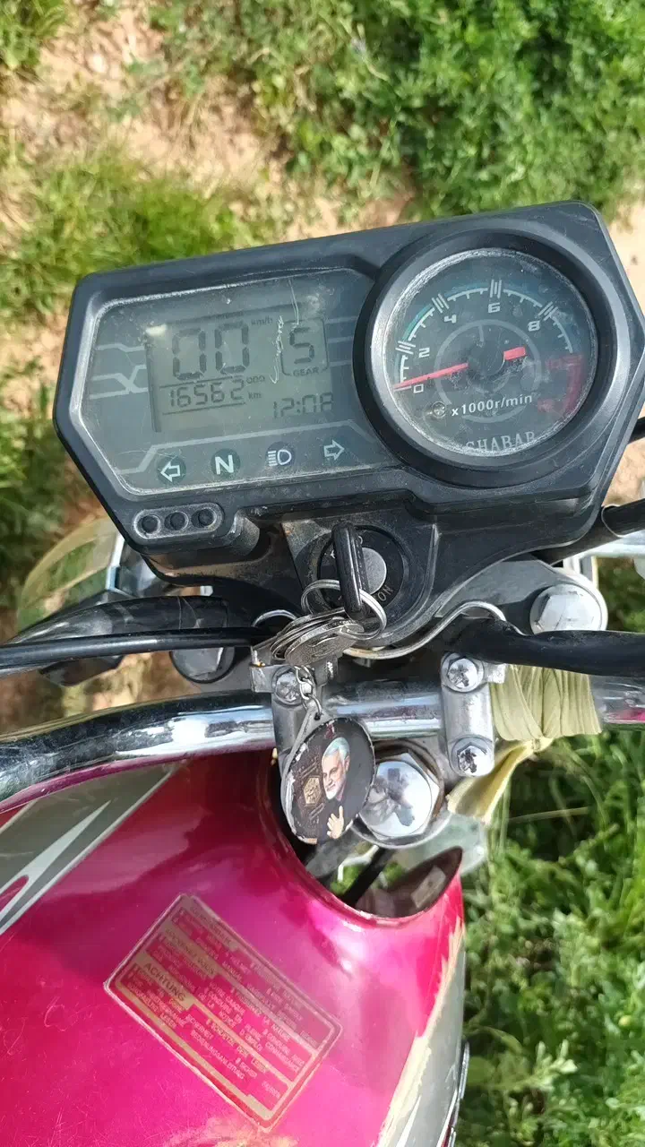 موتورسیکلت ۲۰۰ معاوضه باخودرو سواری مدل۸۴تا۹۰|موتورسیکلت|فریدونشهر, |دیوار