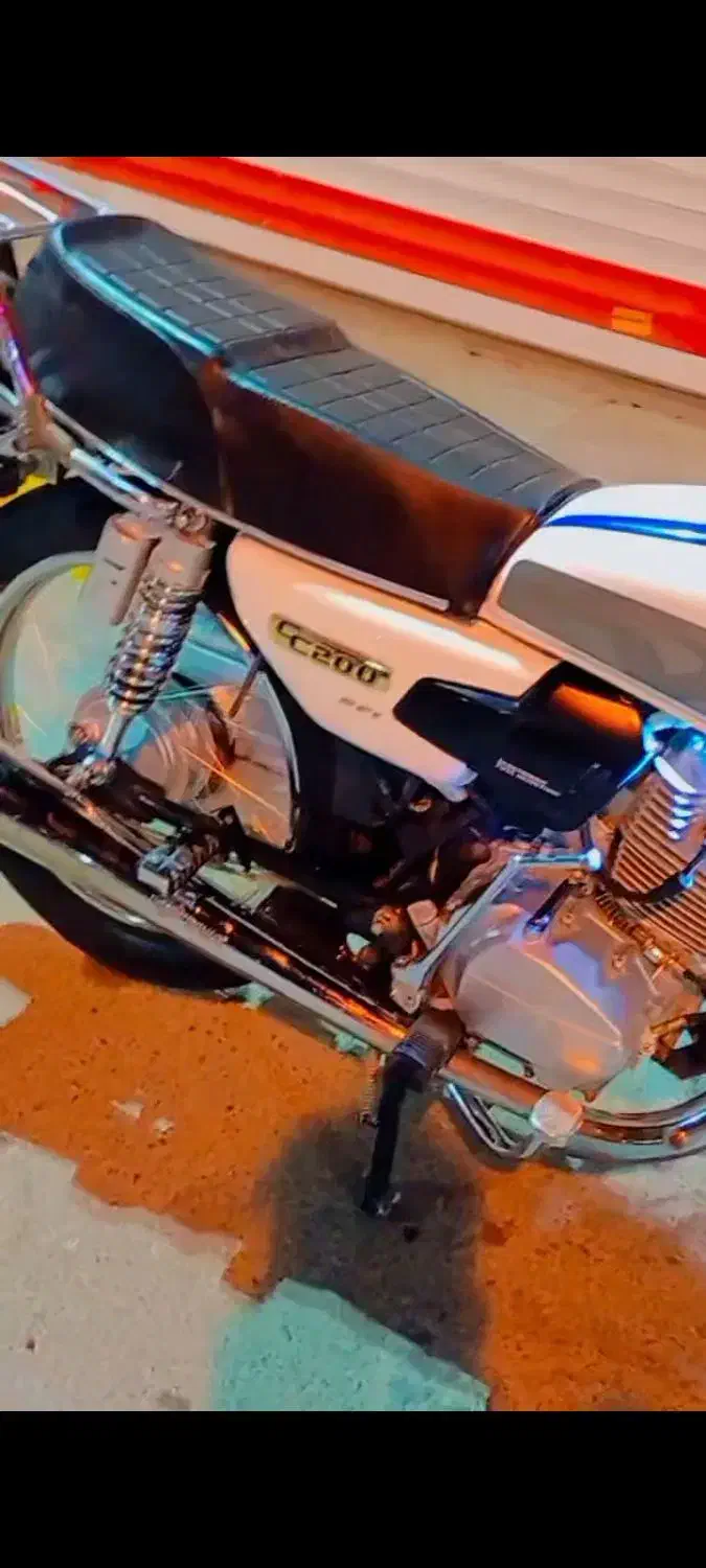 موتور هندا پرواز مدل ۱۴۰۱ درحد صفر|موتورسیکلت|گلستان (تهران), |دیوار