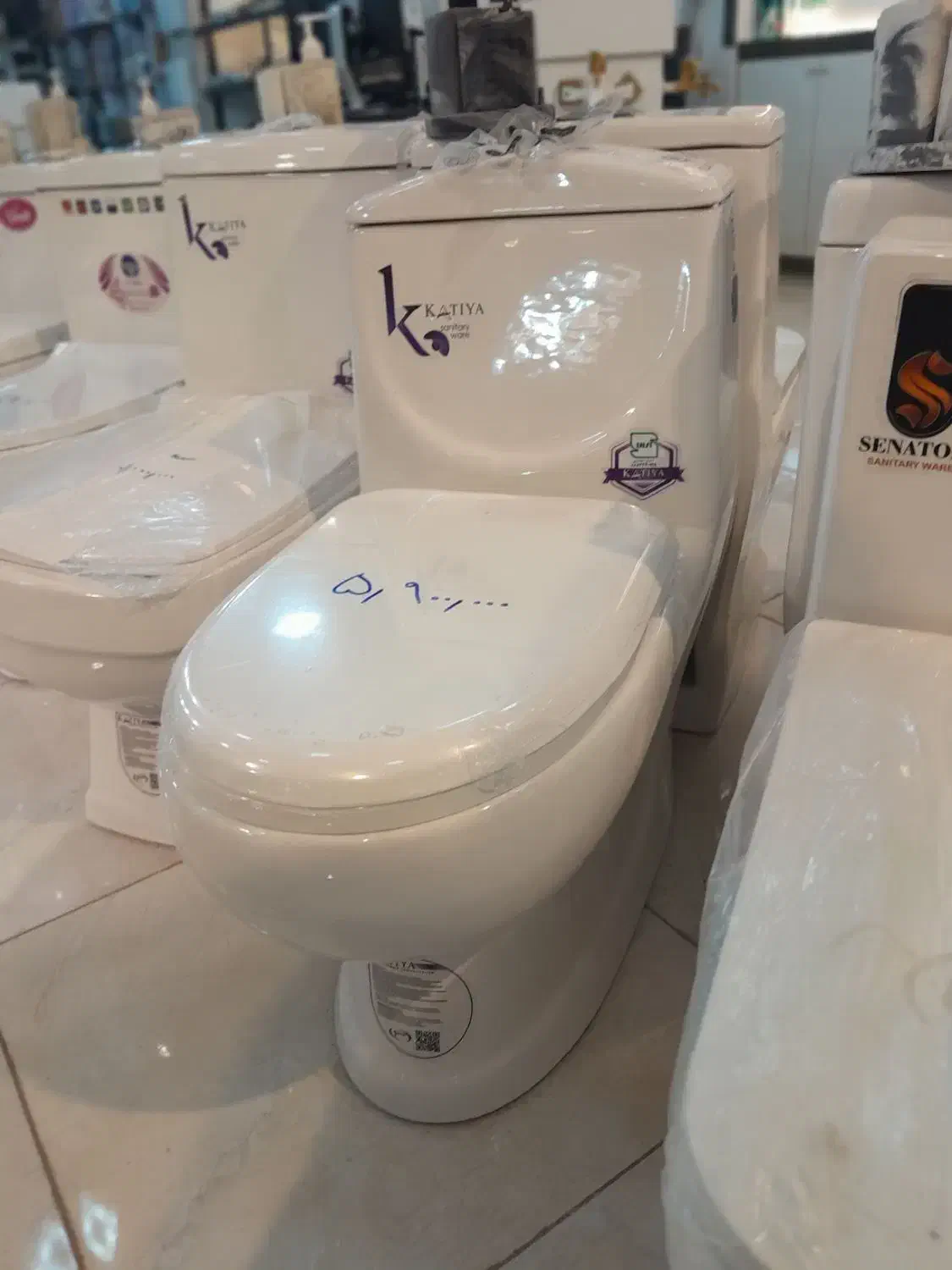 توالت فرنگی خروجی ۱۱۰توربو جت با لعاب براق|لوازم سرویس بهداشتی|شاهینشهر, شهرک گلدیس|دیوار