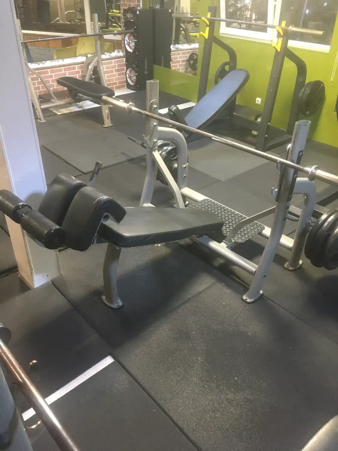 میز زیرسینه و شنا سوئدی|تجهیزات ورزشی|رشت, گلسار|دیوار