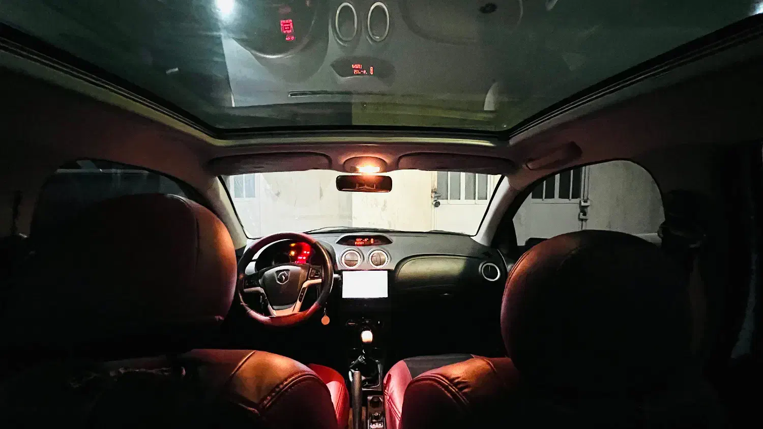 رانا پلاس سقف شیشه (۶ دنده ای )|خودرو سواری و وانت|تهران, شهرک آزمایش|دیوار