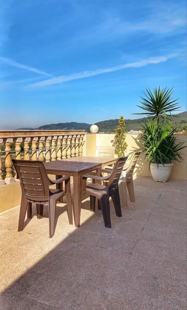 طبیعت سرسبز وجنگلی شیرگاه ویو عالی و دنج|اجارهٔ کوتاه‌مدت آپارتمان و سوئیت|شیرگاه, |دیوار