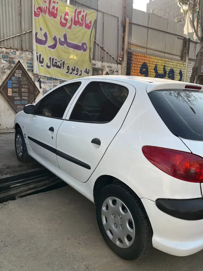 ۲۰۶مدل ۹۸|خودرو سواری و وانت|پاکدشت, پاکدشت (مامازند)|دیوار