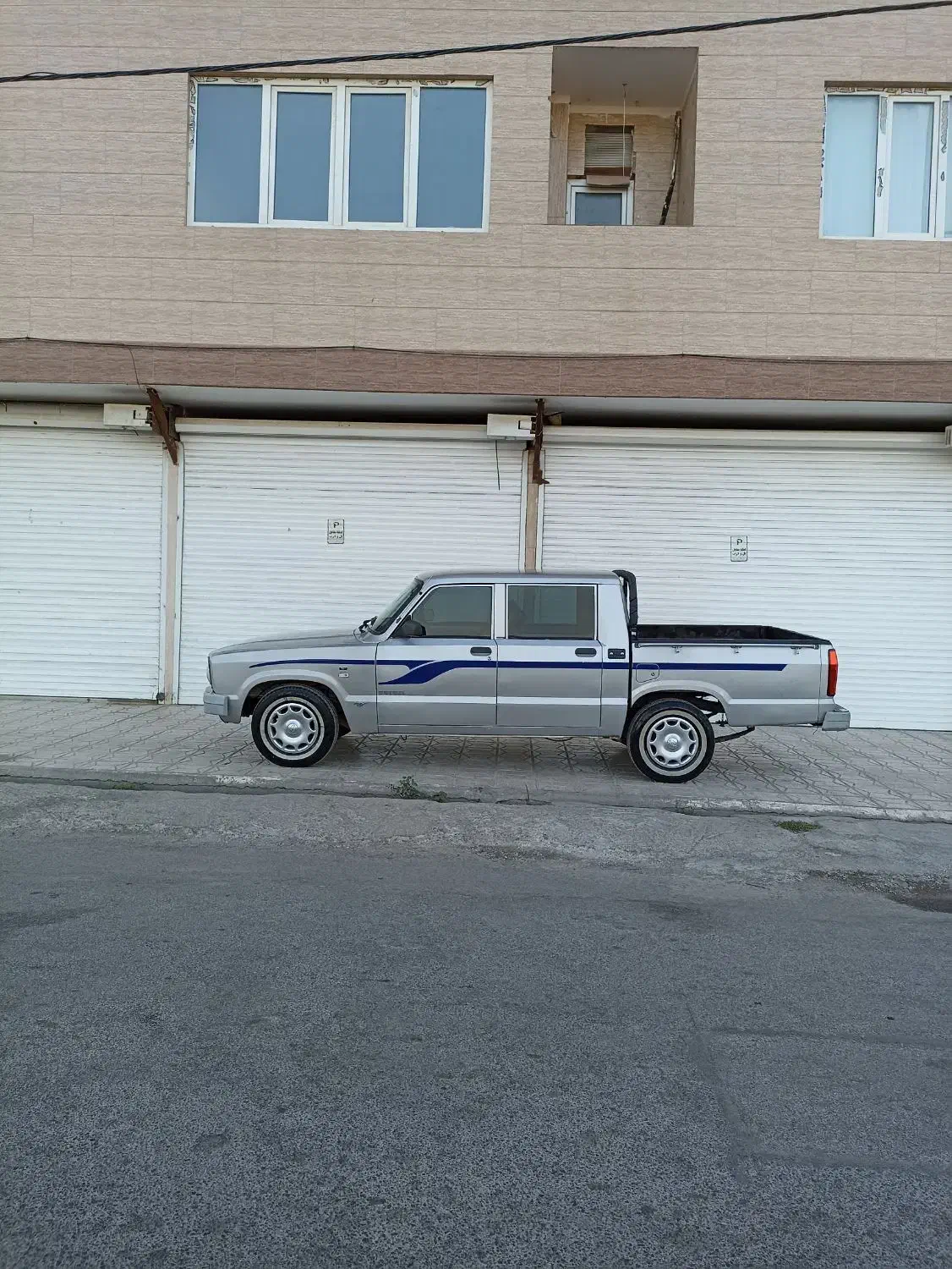 وانت مزدا دوکابین مدل ۱۳۹۶ خیلی کم کار سالم در حد|خودرو سواری و وانت|مشهد, رده|دیوار